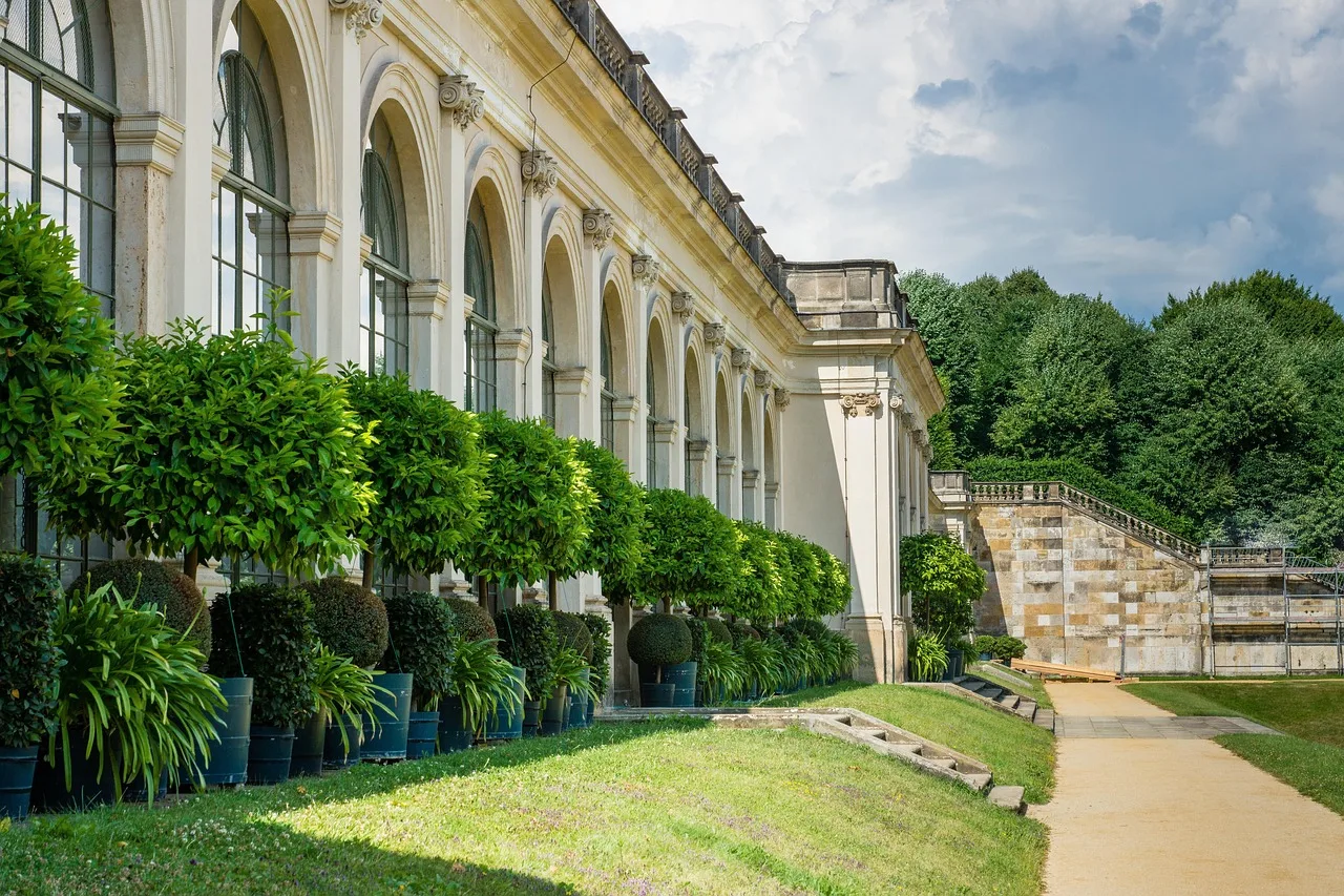 germany, saxony, grosssedlitz, baroque, summer, blue sky, historically, nature, garden art, orangery. Nurseries and city deals: what keeps a historic garden running