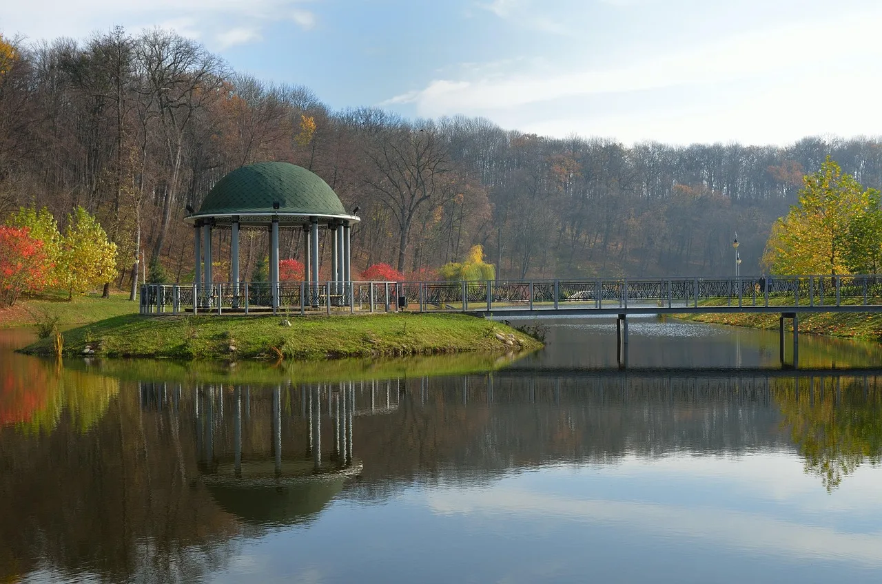 park, nature, pavilion, lake, bridge, pergola, water, water reflection, public garden, garden, feofaniya park, kiev, kyiv, ukraine. Public Garden Destinations Planning: Spot Stale Sites