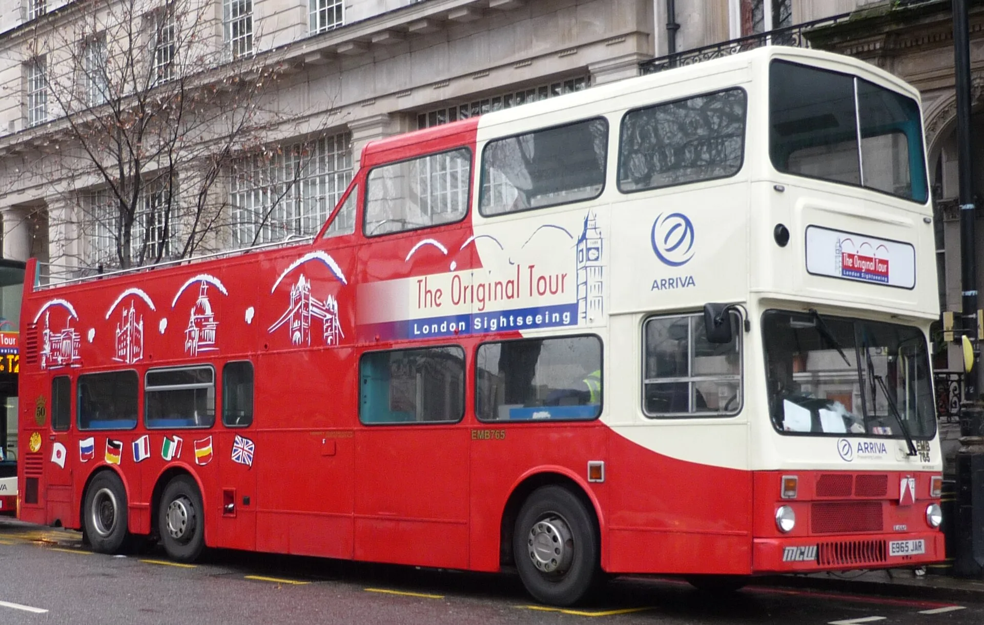 The Original Tour bus EMB765 (reg. E965 JAR), a 1988 MCW Super Metrobus double-decker, pictured standing in Grosvenor Gardens, Victoria , central London, inbetween duties on the company's red tour. It's a high capacity tri-axle 12m long bus, delivered new to Hong Kong operator China Motor Bus as the. 5 things about garden tour operators worth your time